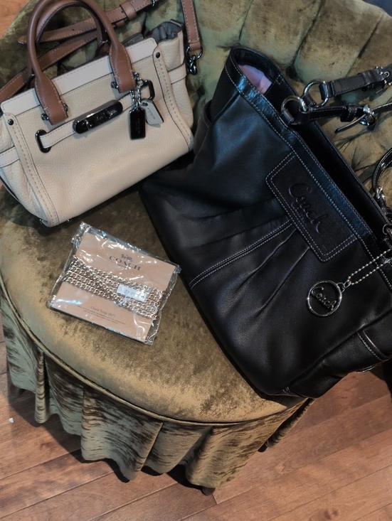 Coach Handbags - 🌟 LOT EXCLUSIF ( Bunddle) COACH -3 ARTICLES EN 1
